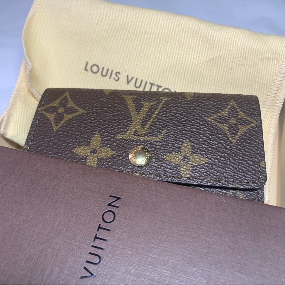 With Certificate of Authenticity Louis Vuitton Brown Monogram Key Holder - Picture 4 of 15